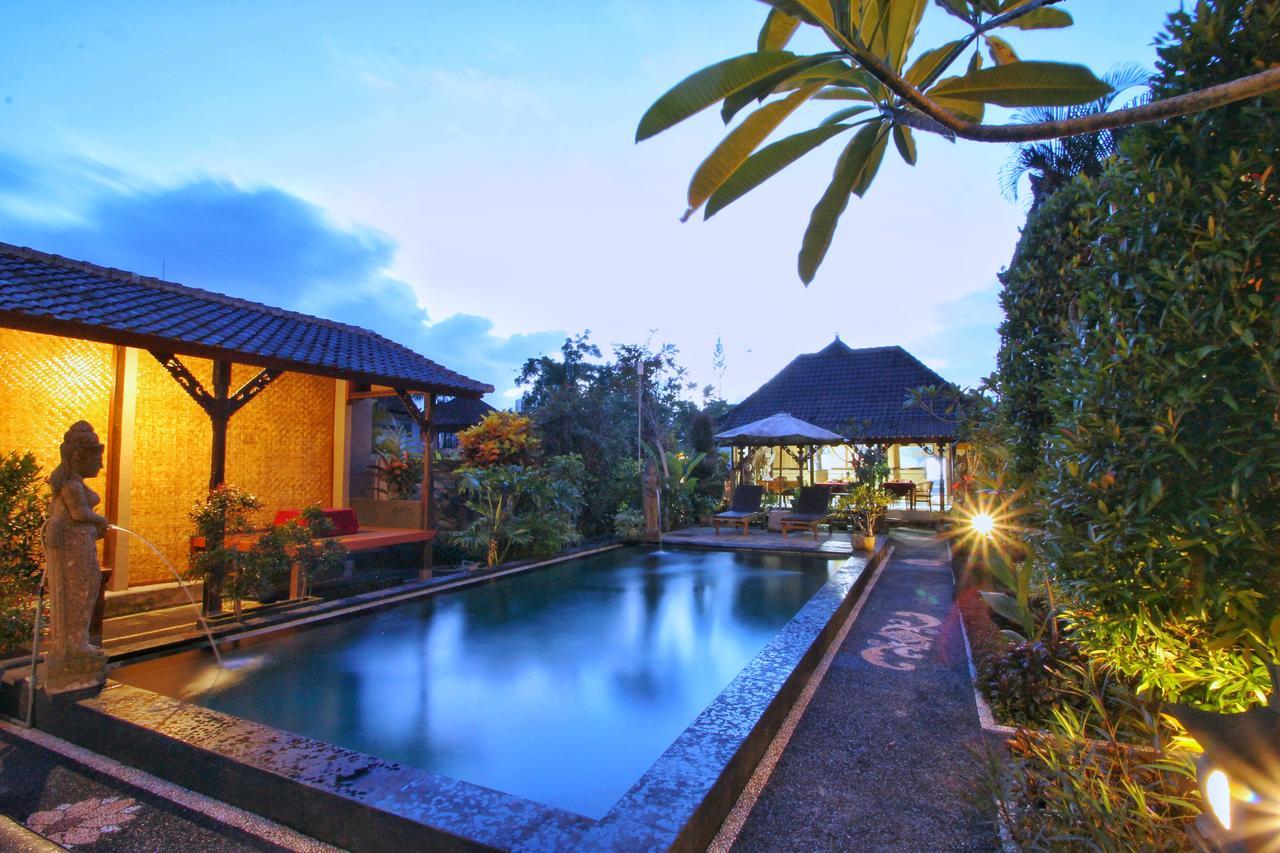 Rena House Ubud Extérieur photo